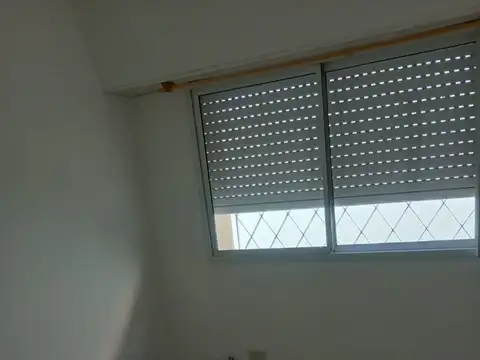 Depto Tipo Casa en Alquiler en Carapachay, $ 600.000