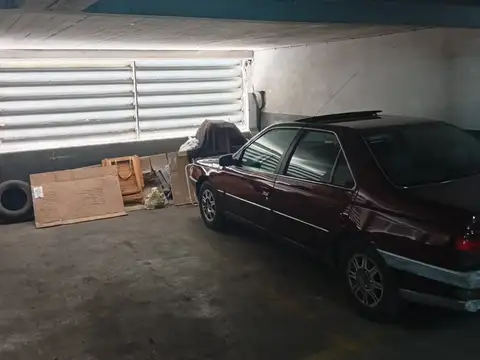 Cochera en Venta Cubierta