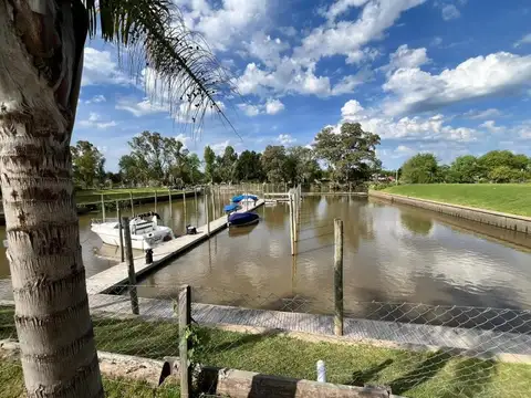 Terreno en Venta en Barrio Nautico Canal, USD 158.000