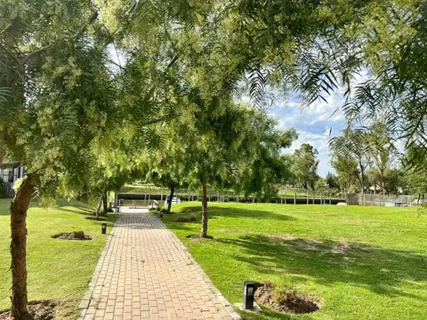 Barrio El Canal, Lote 33