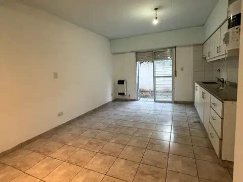 Departamento en Alquiler en Monte Grande, $ 850.000