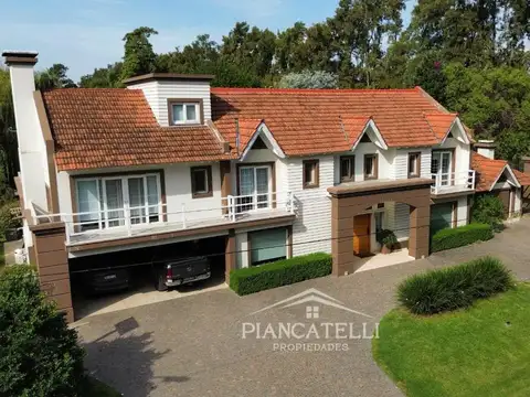 Casa en venta con 5 habitaciones en San Diego Country Club