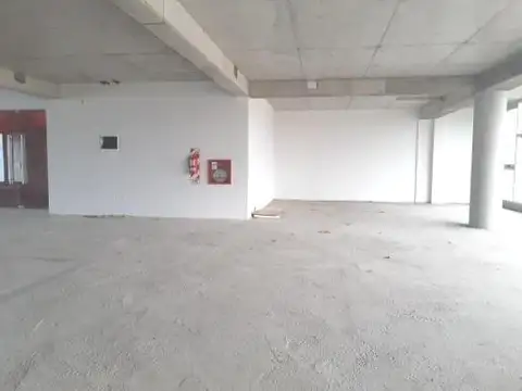 Oficina Monoambiente con 2 baños