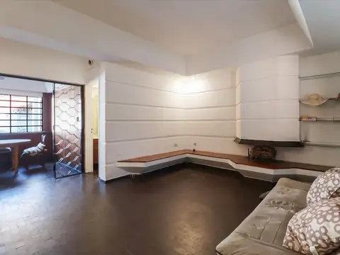 Casa en Alquiler 49 años