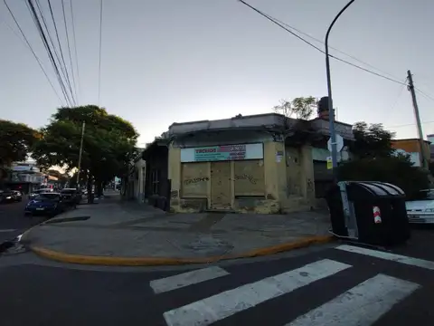 Terreno en Venta en Parque Avellaneda, USD 189.000