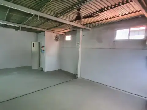 Cochera en Venta en Ludueña, Rosario