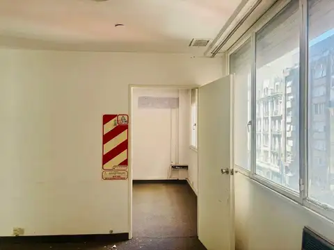 Oficina en Alquiler en San Nicolás, USD 660