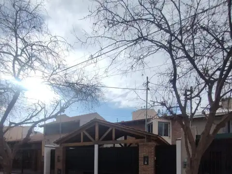 Casa en coronel dorrego