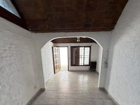 Depto Tipo Casa en Alquiler en San Fernando, $ 420.000