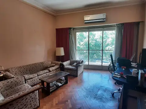 Departamento 4 ambientes con 2 baños