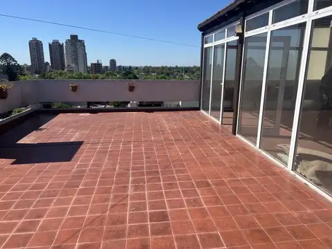 Departamento 5 ambientes con 2 baños