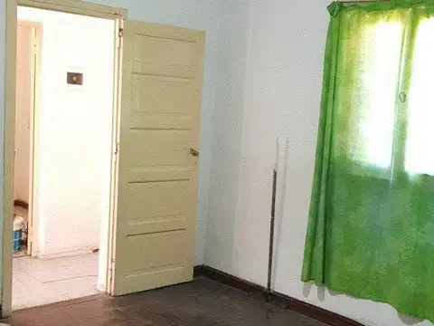 Depto Tipo Casa en Venta al Este