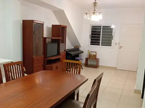 Sarmiento 800, Piso PB