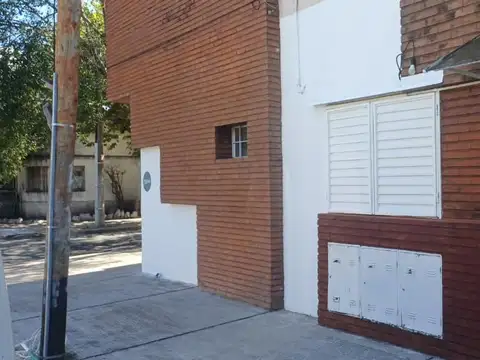Depto Tipo Casa en Venta de 1 dormitorio