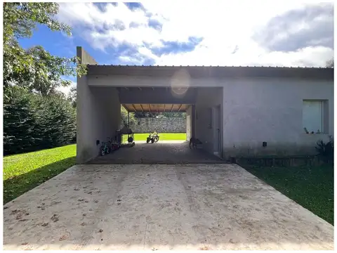 Casa 5 ambientes con 4 baños