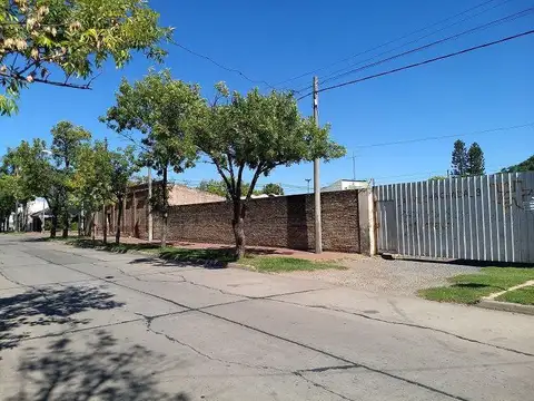 Maipú esq. Rosario