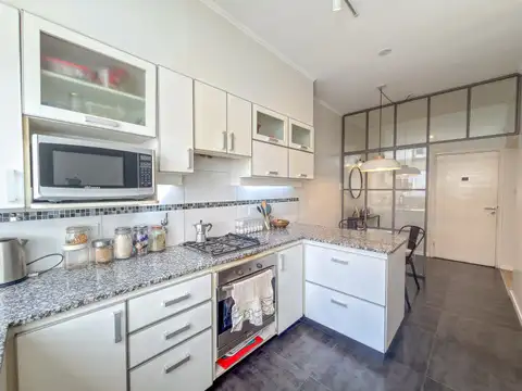 URQUIZA 1049 , Piso 1