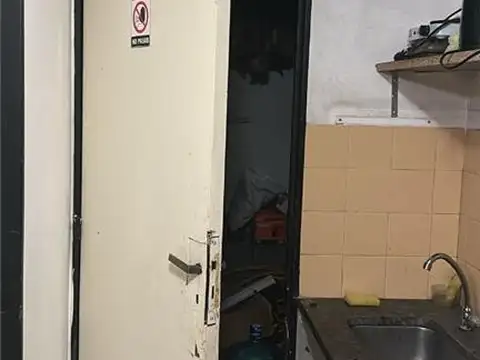Oficina 4 ambientes con 2 baños