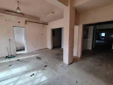 Local en Alquiler en Llavallol, $ 1.900.000
