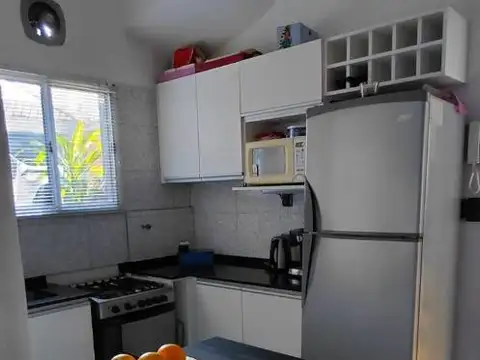 Vendo casa con Local comercial