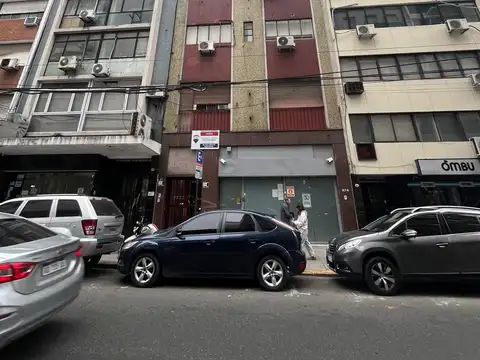 CENTRO. URUGUAY 800. OFICINA DOS SALAS. AL FRENTE