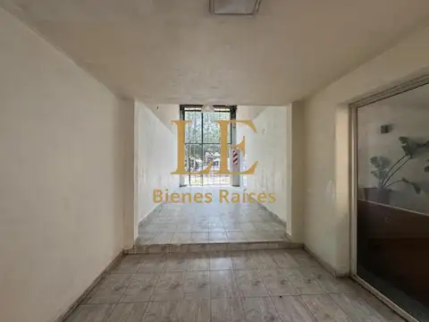 Ruta 8 Y Saraví 100