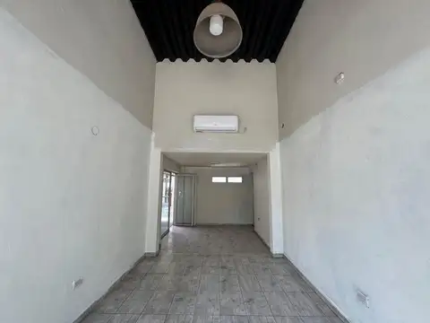 Ruta 8 Y Saraví 100
