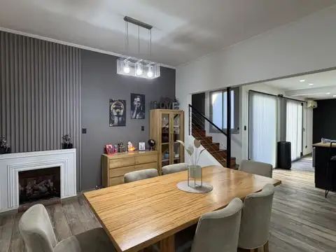 Depto Tipo Casa 5 ambientes con 2 baños