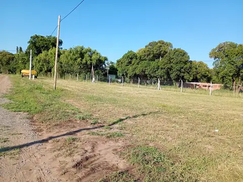 Lote en venta en La Campiña, Villa Esquiu