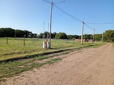 Terreno en Venta en Villa Esquiu, USD 30.000