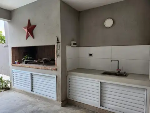 Casa 3 ambientes con 3 baños