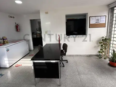 Galpón en venta sobre 141  y Calle 44 – La Plata