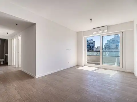 Ricardo Gutierrez 3726 , Piso 5