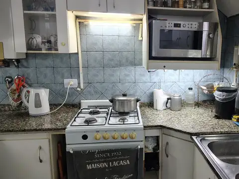 PH en Venta - Patio - Parrilla - 2 plantas - Silencioso - Chacarita