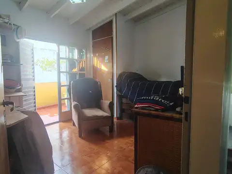 Depto Tipo Casa 5 ambientes con 2 baños
