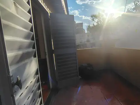 Depto Tipo Casa en Venta al Este