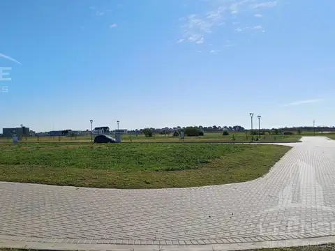 Terreno en Venta en Guillermo E Hudson, USD 65.000