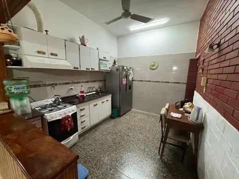 Depto Tipo Casa en Venta 37 años