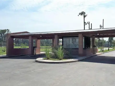 Lote en venta en Barrio Santo Tomas, Pilar
