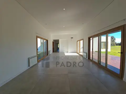 UF 56. Barrio Everlinks Golf & Country Club.