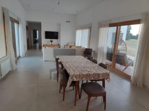 Casa en Venta en Everlinks Golf & Country Club, USD 299.000
