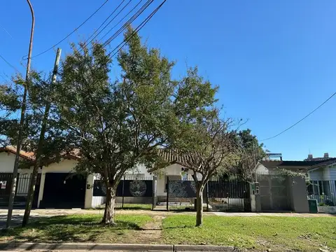 Venta Casa 4 Ambientes San Miguel Quincho Jardin