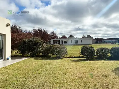 Casa en Venta en Countries y Barrios Cerrados en la Plata, USD 220.000