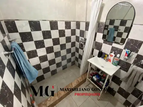 Casa y duplex en venta - Remedios de Escalada