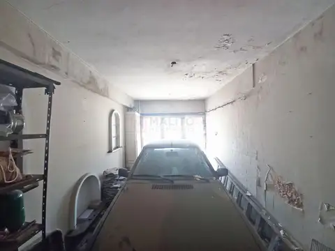 Venta Casa Lote Propio 5 Ambientes con Terrazas y Patio