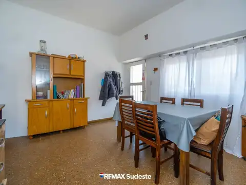 Depto Tipo Casa en Venta de 2 ambientes