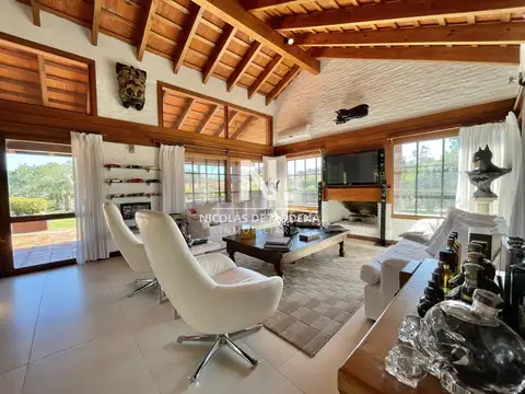 Casa en Venta de 6 dormitorios