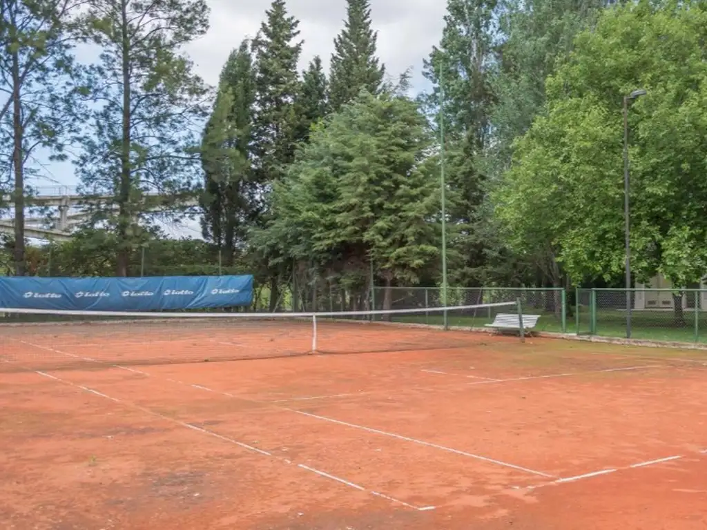 Actividades deportivas futbol, tenis, basquet en Farm Club