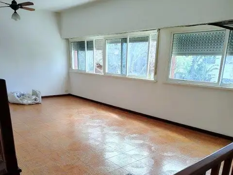 Depto Tipo Casa en Alquiler de 3 dormitorios