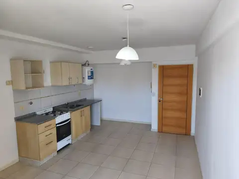 2 amb con balcón al frente | apto profesional | Morón centro